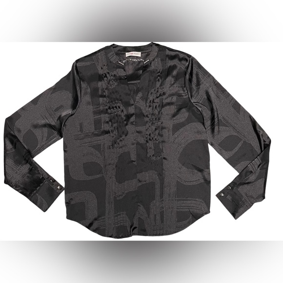 Calvin Klein Tops - CAlVIN KLEIN JACQUARD BLACK BLOUSE PLEATED V-NECK WOMEN ASYMMETRICAL PRINT SMALL